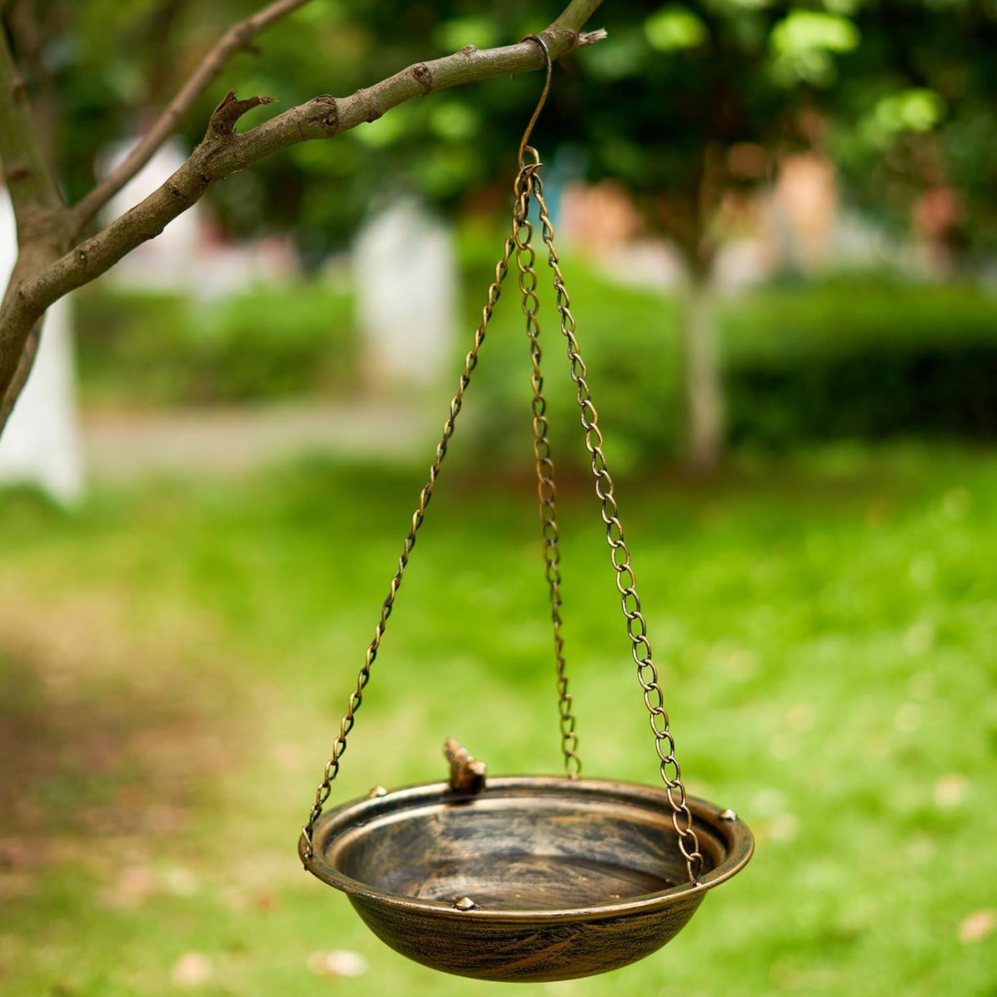 Metal Hanging Bird Baths for Outdoors,Outdoor Bird Feeder,Backyard, Patio Garden Yard Decoration (Gold)