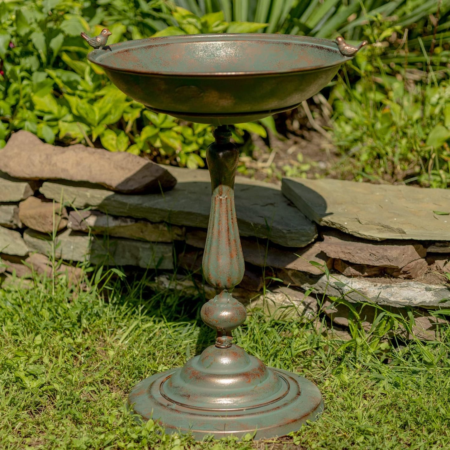 Zaer Ltd. Ornate Pedestal Style Birdbath with Cast Iron Birds on Rim Full Base (Bronze)